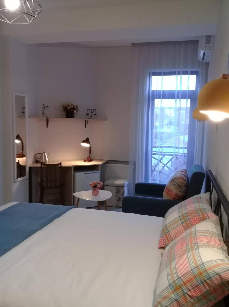 Naike Aparthotel Tbilisi Buitenkant foto