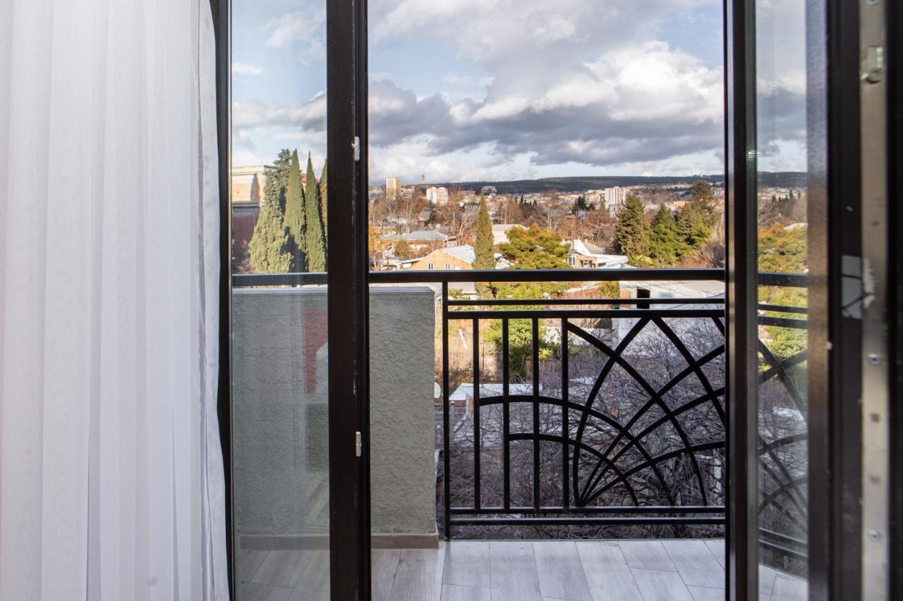 Naike Aparthotel Tbilisi Buitenkant foto